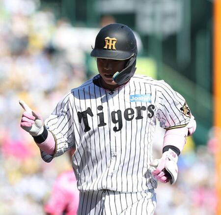 ５回、安打を放った梅野（撮影・西田忠信）