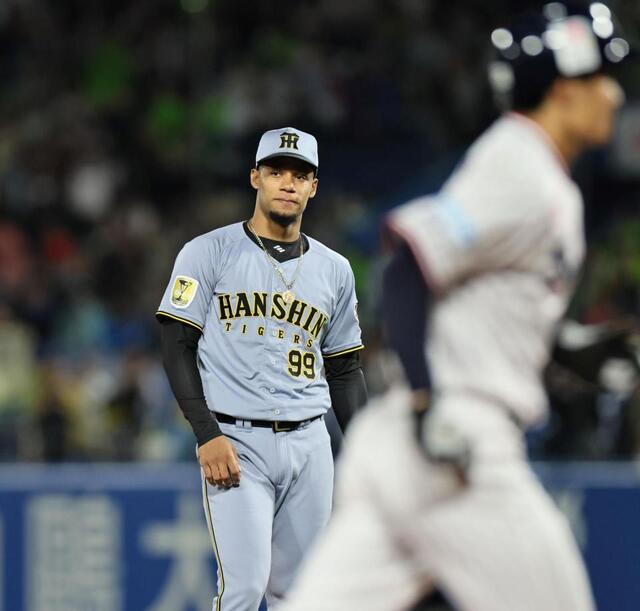 阪神がモレッタを登録抹消 小野寺も
