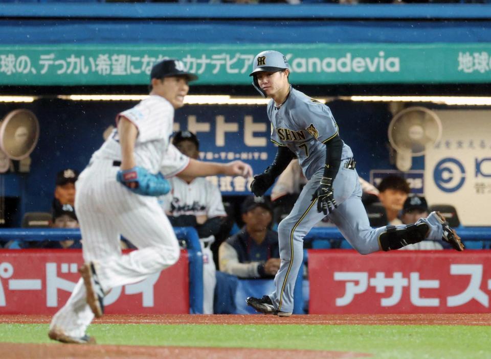 　３回、適時打を放った中野（撮影・棚橋慶太）