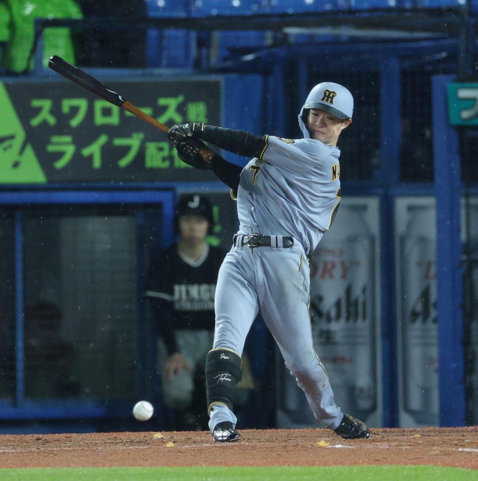 ３回、適時打を放った中野（撮影・棚橋慶太）