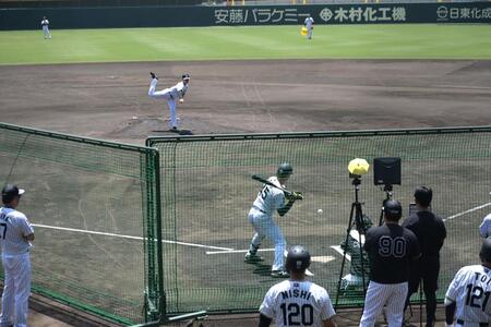 二度目のライブＢＰに登板した下村（撮影・金居みつよし）