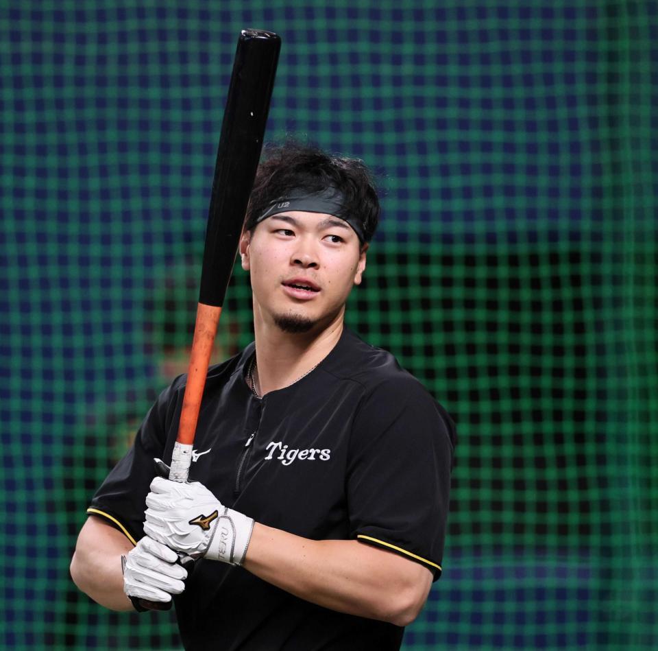 　相性のいい倉敷での爆発が期待される佐藤輝（撮影・田中太一）
