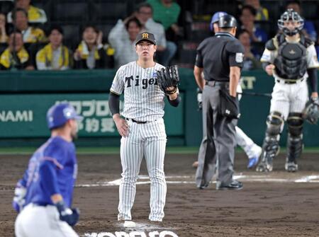 ６回、マラーに２ランを浴びる石黒（撮影・立川洋一郎）
