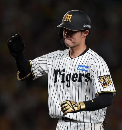７回、適時打を放った中野（撮影・西田忠信）