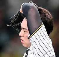 ６回、相手先発のマラーに２ランを許し、ぼうぜんとする石黒（撮影・田中太一）