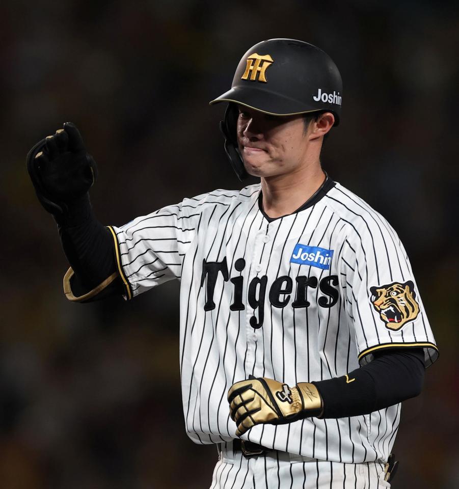 ７回、適時打を放った中野（撮影・西田忠信）