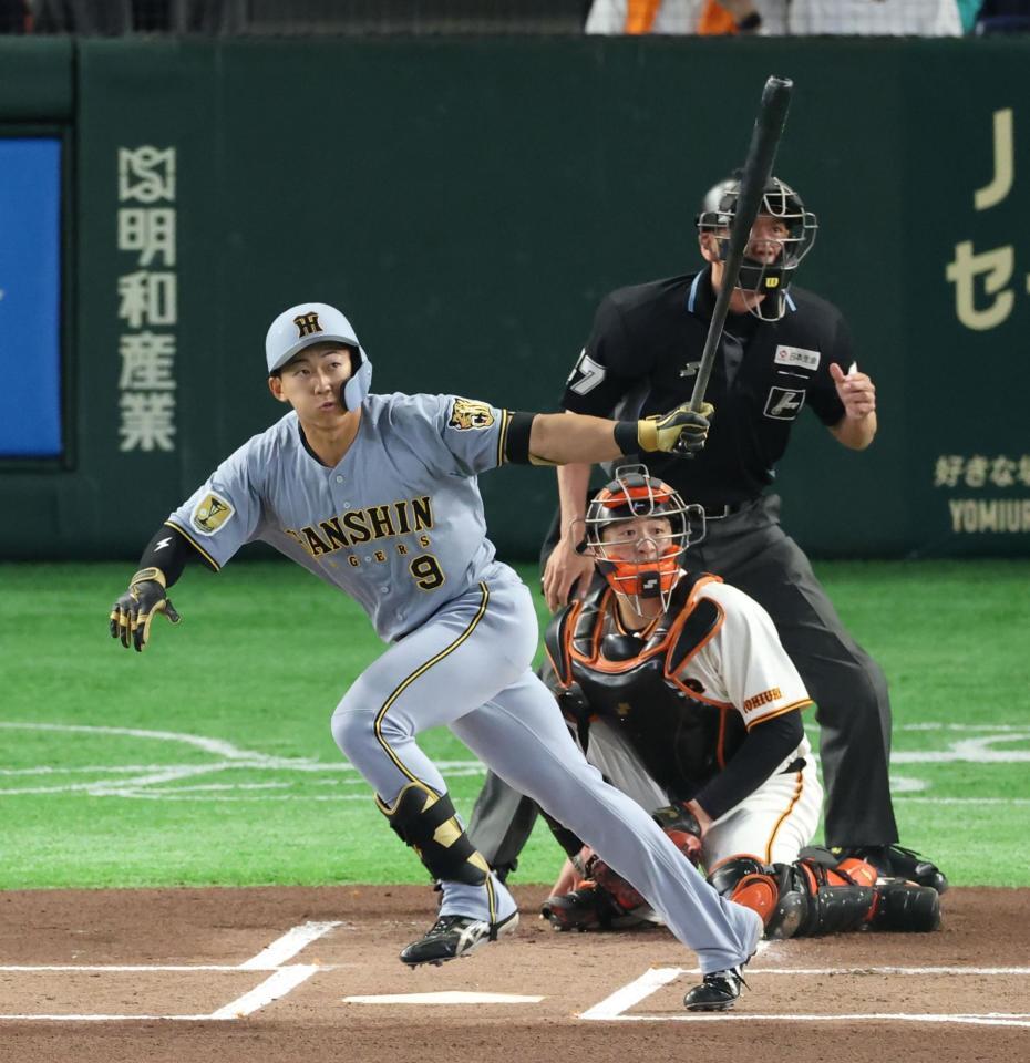 １回、二塁打を放つ立石（撮影・金田祐二）