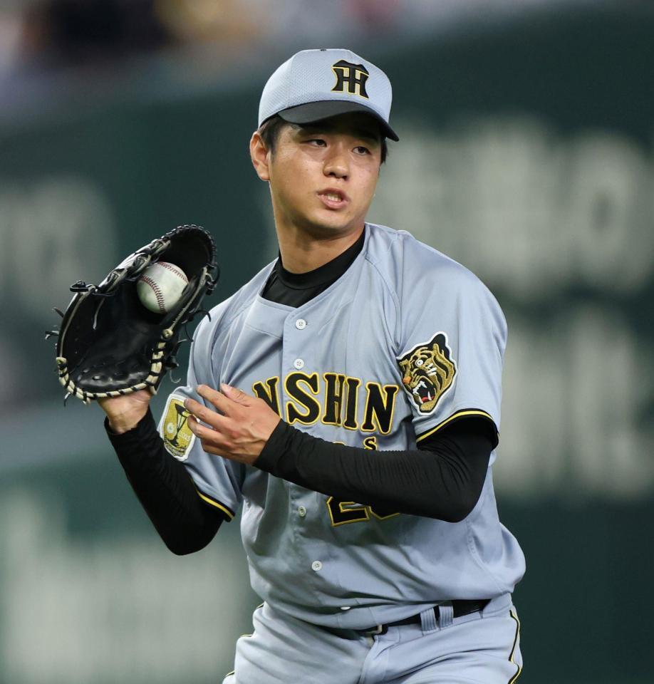 ２回、増田陸を投ゴロに打ち取る高橋（撮影・伊藤笙子）