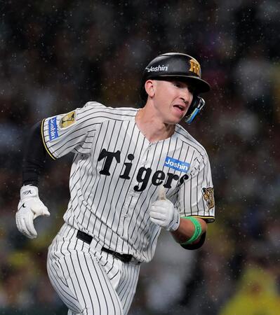 ６回、代打で来日初安打を放つディベイニー（撮影・西田忠信）
