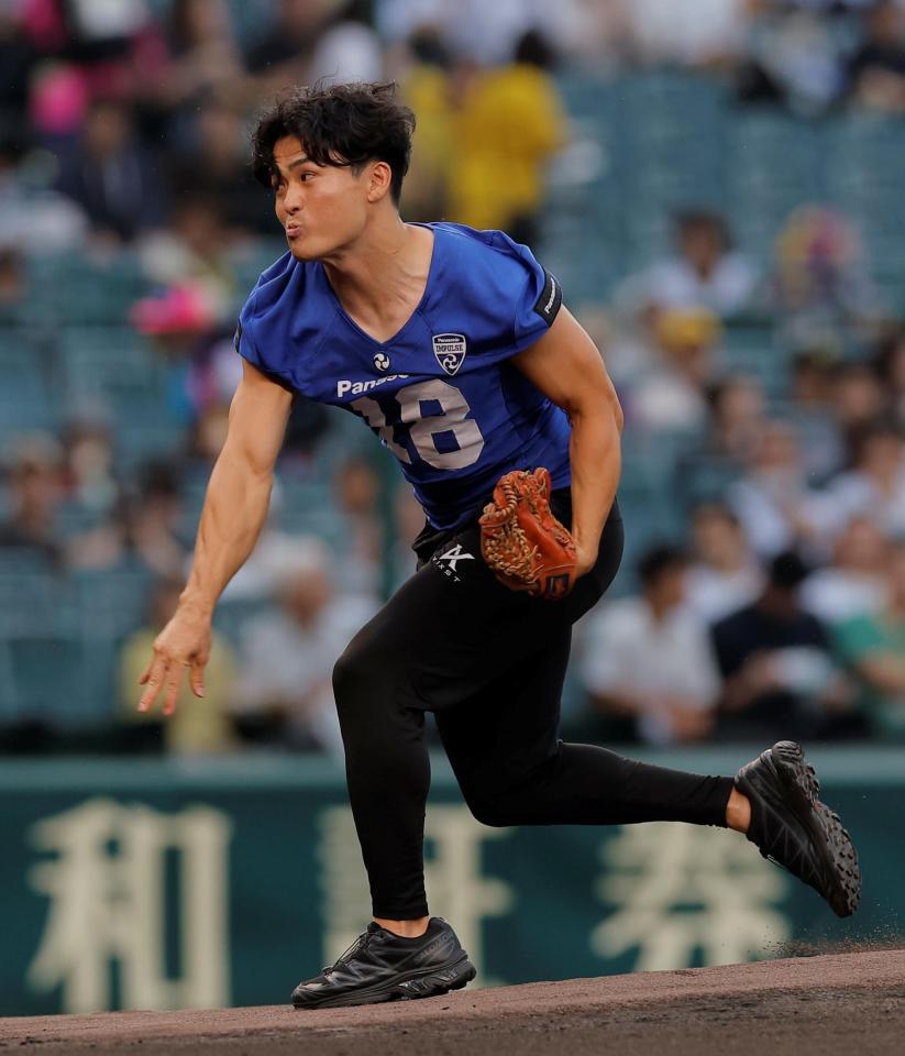 ファーストピッチセレモニーに登場したパナソニックイーグルス・桑田理介（撮影・西田忠信）