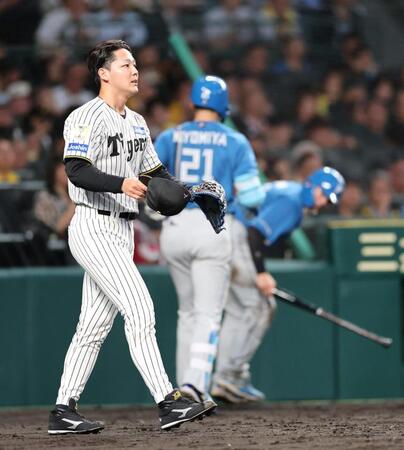 ３回、追加点を許す木下（撮影・山口登）