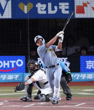 ２回、左前打を放つ立石（撮影・伊藤笙子）