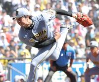 ロッテ打線を相手に力投する才木（撮影・西岡正）