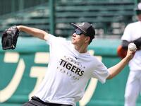 阪神 主催試合の全62試合で限定チケットを発売 藤川監督の胴上げ