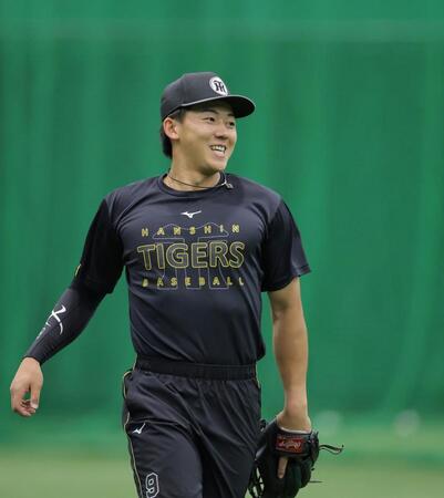 室内で練習をする立石（撮影・西田忠信）