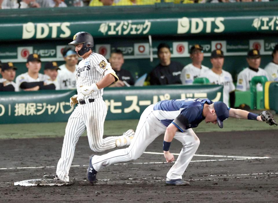 　８回、遊ゴロに倒れる立石