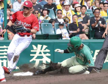 　５回、三盗を成功させる熊谷（撮影・立川洋一郎）