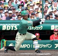 ２回、左前打を放つ熊谷（撮影・立川洋一郎）