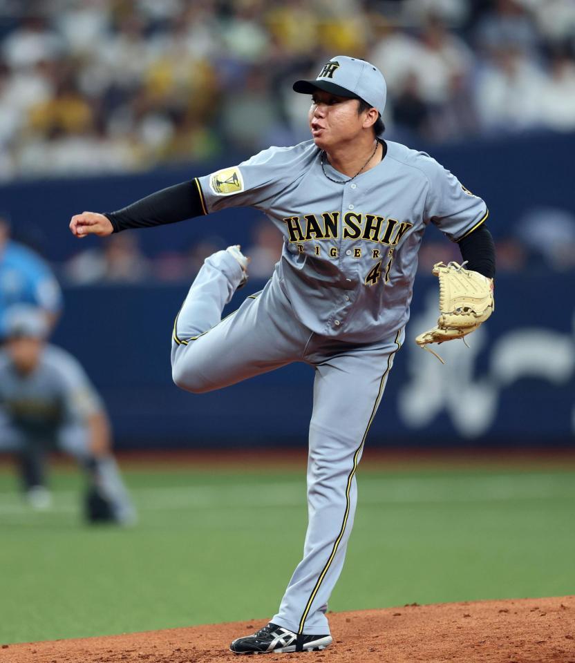 先発し力投する村上（撮影・山口登）