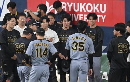 １軍に合流した石黒（撮影・飯室逸平）