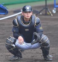 守備練習する町田（撮影・出月俊成）