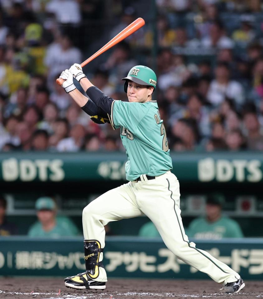 ５回、三塁強襲内野安打を放つ大竹（撮影・山口登）