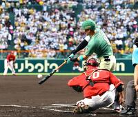 ２回、中前打を放つ佐藤輝（撮影・山口登）