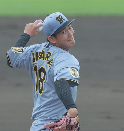 力投する先発の伊原（撮影・西田忠信）