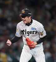 ６回、松下を三振に仕留め、ほえる才木（撮影・西田忠信）