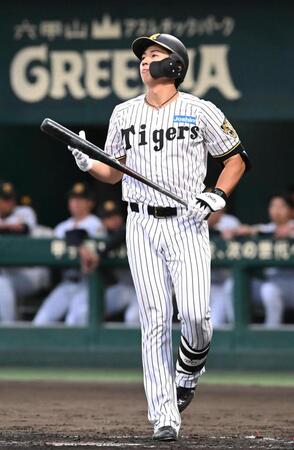 ２回、三振に倒れる立石（撮影・高部洋祐）