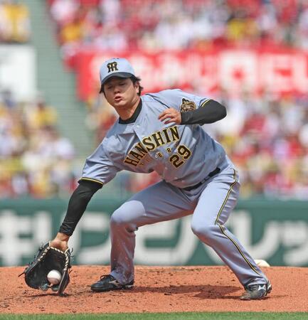 １回、名原の打球を捕球する高橋（撮影・北村雅宏）
