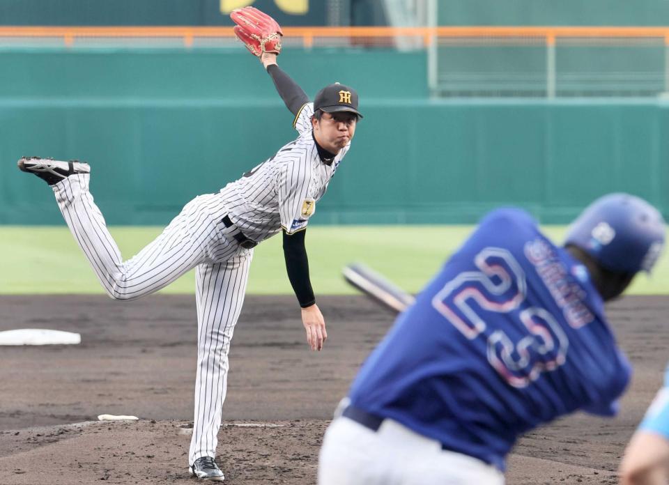　２回、サノーを三振に仕留める才木（撮影・田中太一）
