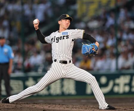 ４回、プロ初登板の今朝丸は広島打線を三者凡退に抑える（撮影・田中太一）