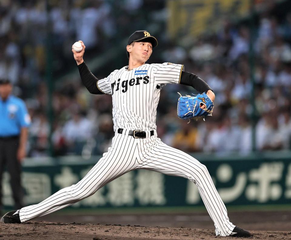 　４回、プロ初登板の今朝丸は広島打線を三者凡退に抑える（撮影・田中太一）