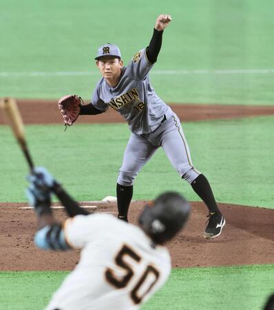 　１回、ティマを三振に仕留めピンチを切り抜ける伊原（撮影・田中太一）