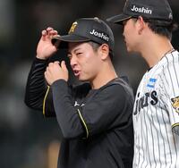 敗戦後、悔しそうに引き揚げる下村（撮影・西田忠信）