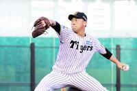 １回、力投する先発の桐敷