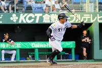 １回、左前適時打を放つ西純