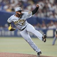 ８回を無失点に抑えるセベリーノ（撮影・田中太一）