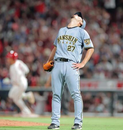 ６回、坂倉に勝ち越しソロを浴びた伊藤将（撮影・西田忠信）