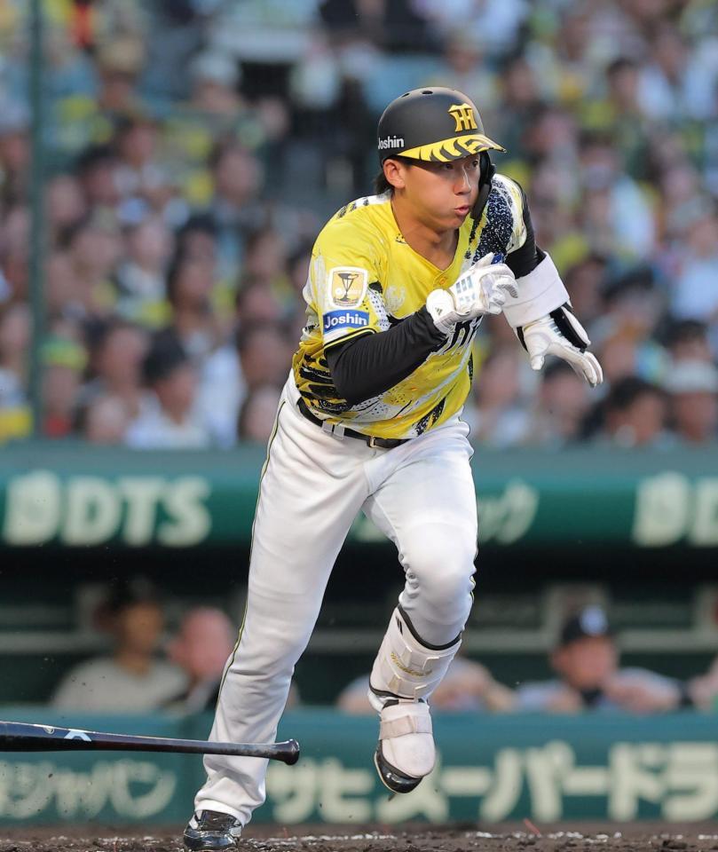 ２回、右前打を放つ立石（撮影・西田忠信）