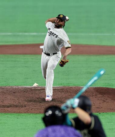 ７回、力投するドリス（撮影・山口登）