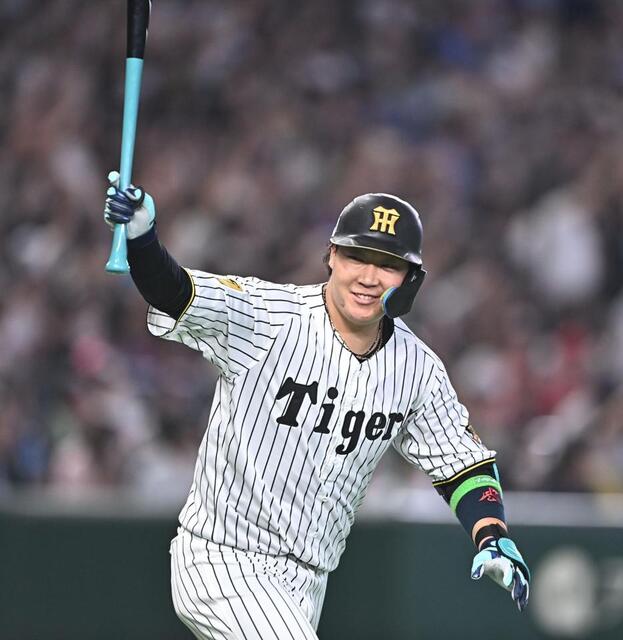 阪神・大山悠輔 球宴4回目でついに出た！左翼スタンド中段への特大弾