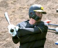 打撃練習をする阪神・前川右京＝日鉄鋼板ＳＧＬスタジアム尼崎（撮影・立川洋一郎）