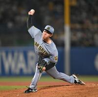 ８回から登板した工藤（撮影・堀内翔）