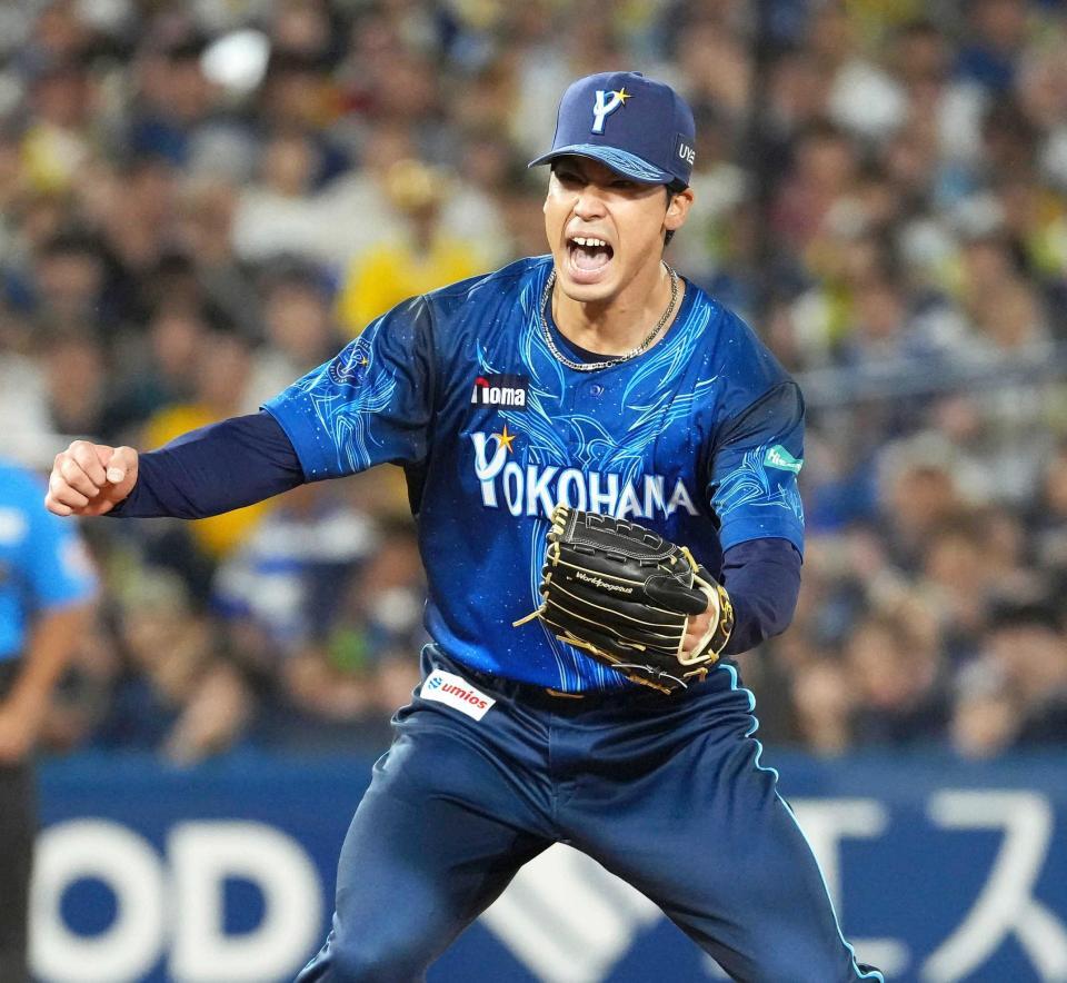 ７回のピンチを切り抜け、雄たけびを上げる尾形