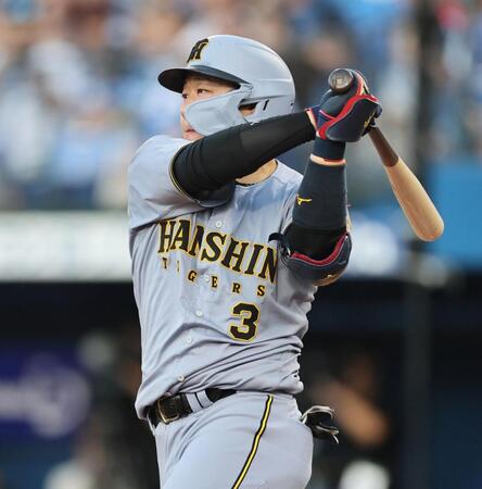 １回、適時打を放つ大山（撮影・田中太一）
