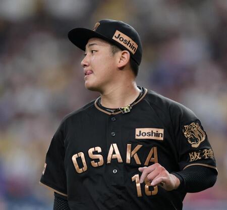 ５回、伊原は福永に二塁打を許し渋い表情を見せる（撮影・山口登）