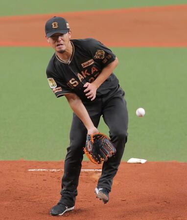 １回、細川に中前打を許す伊藤将（撮影・西田忠信）