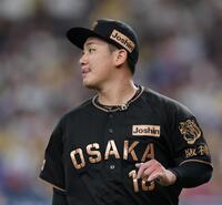 ５回、伊原は福永に二塁打を許し渋い表情を見せる（撮影・山口登）